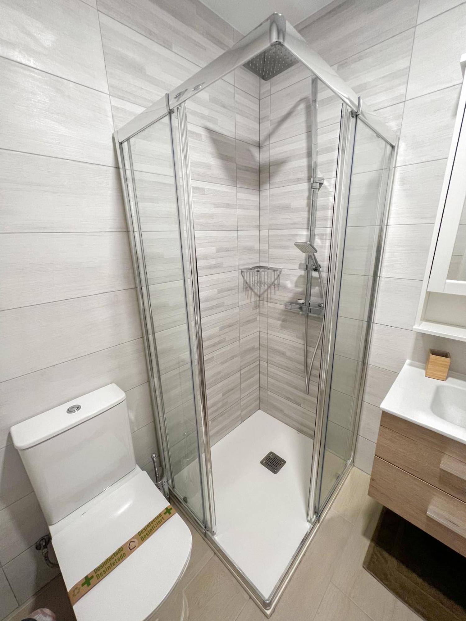 Cozy And Modern Family Flat Carihuela Apartment ตอร์เรโมลิโนส ภายนอก รูปภาพ